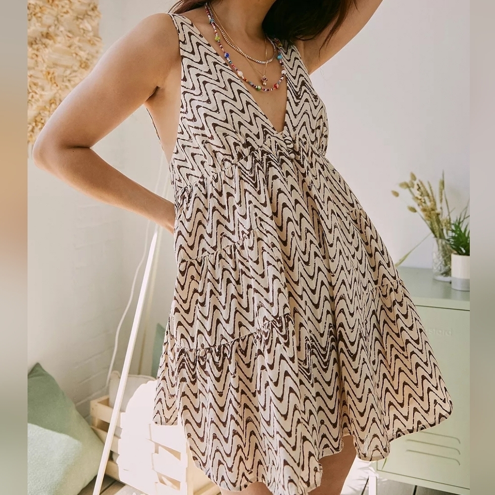 American Eagle Outfitters Zigzag Mini Dress - Black and Cream